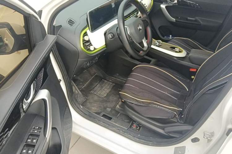Used CHANGAN Benni E-Star 2020 Heartbeat Edition NMC Lithium Driver Seat