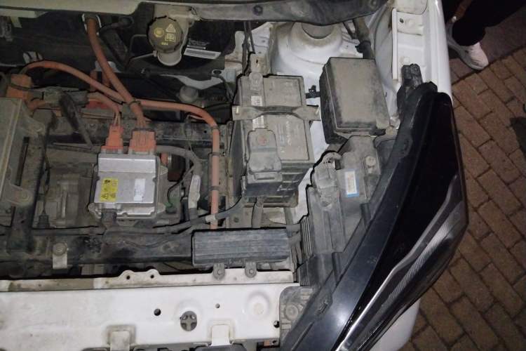 Used CHANGAN Benni E-Star 2020 Heartbeat Edition NMC Lithium Engine Bay Left