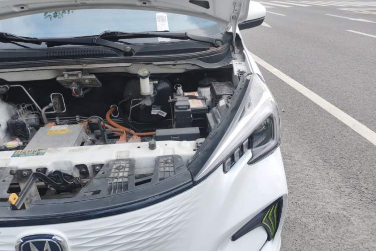 Used CHANGAN Benni E-Star 2020 Heartbeat Edition NMC Lithium Engine Bay Left