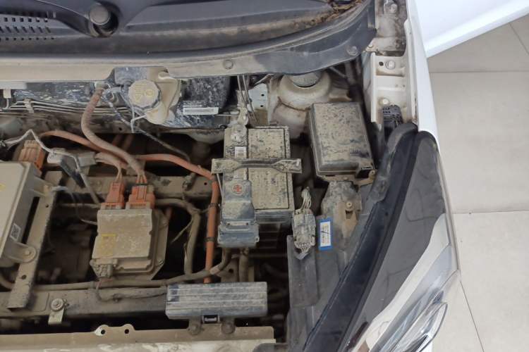Used CHANGAN Benni E-Star 2020 Heartbeat Edition NMC Lithium Engine Bay Left