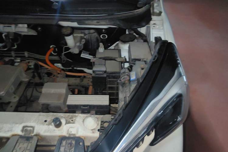 Used CHANGAN Benni E-Star 2020 Xinyue Edition Lithium-NMC Engine Bay Left
