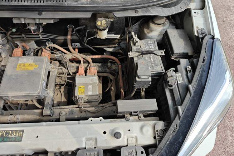 Used CHANGAN Benni E-Star 2020 Xinyue Edition Lithium-NMC Engine Bay Left