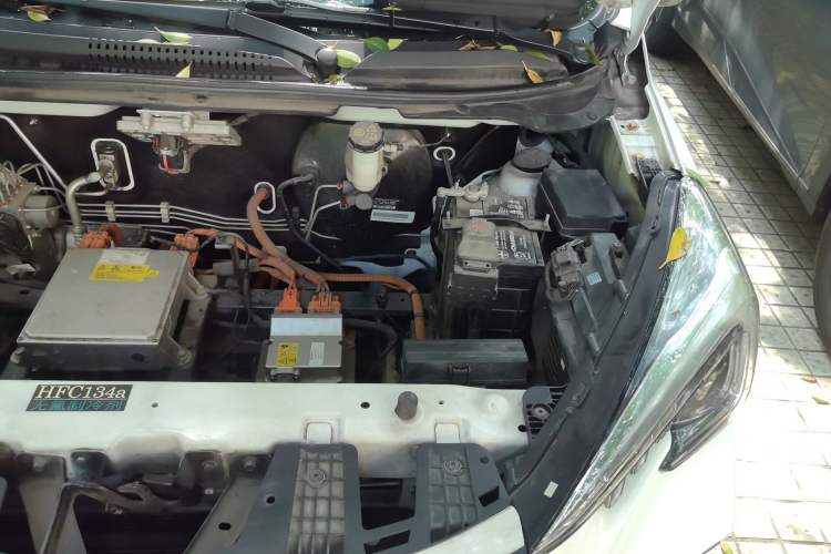 Used CHANGAN Benni E-Star 2020 Heartbeat Edition NMC Lithium Engine Bay Left