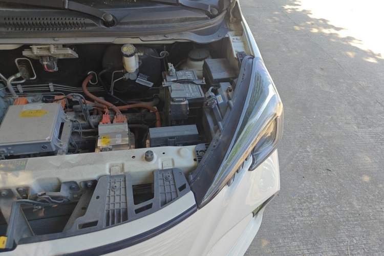 Used CHANGAN Benni E-Star 2020 Heartbeat Edition NMC Lithium Engine Bay Left