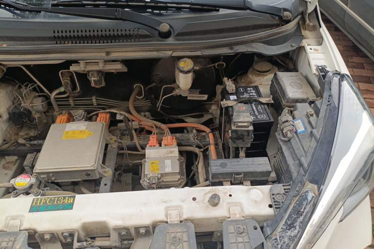 Used CHANGAN Benni E-Star 2020 Heartbeat Edition NMC Lithium Engine Bay Left