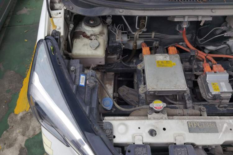 Used CHANGAN Benni E-Star 2020 Heartbeat Edition NMC Lithium Engine Bay Right