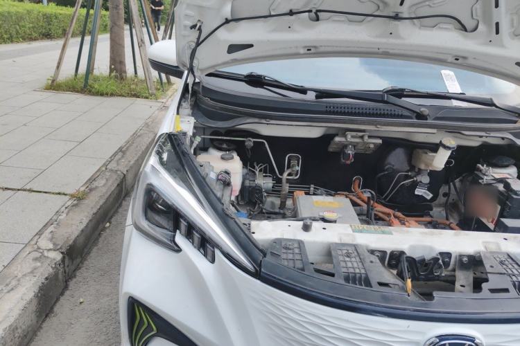 Used CHANGAN Benni E-Star 2020 Heartbeat Edition NMC Lithium Engine Bay Right