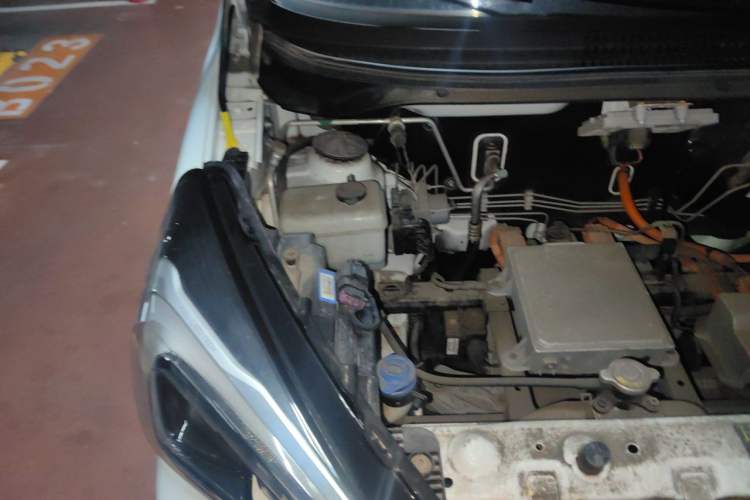 Used CHANGAN Benni E-Star 2020 Xinyue Edition Lithium-NMC Engine Bay Right