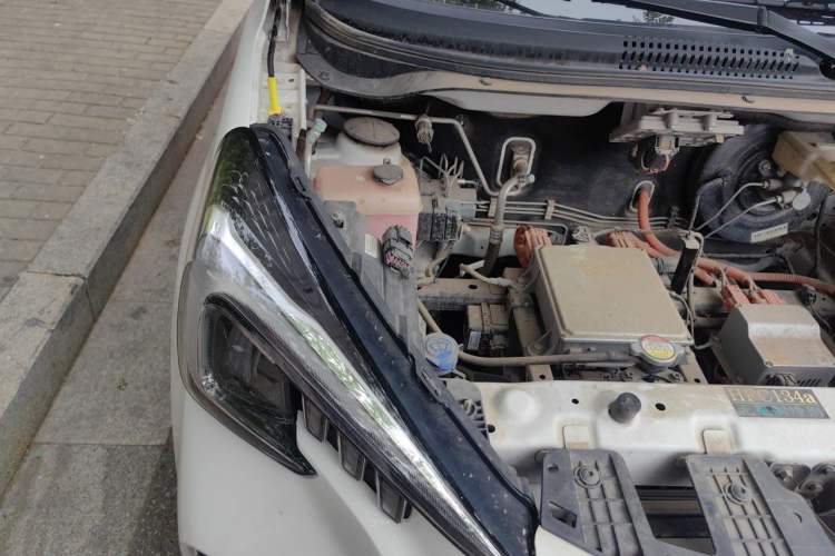 Used CHANGAN Benni E-Star 2020 Heart Edition Lithium Iron Phosphate (31.95 kWh) Engine Bay Right