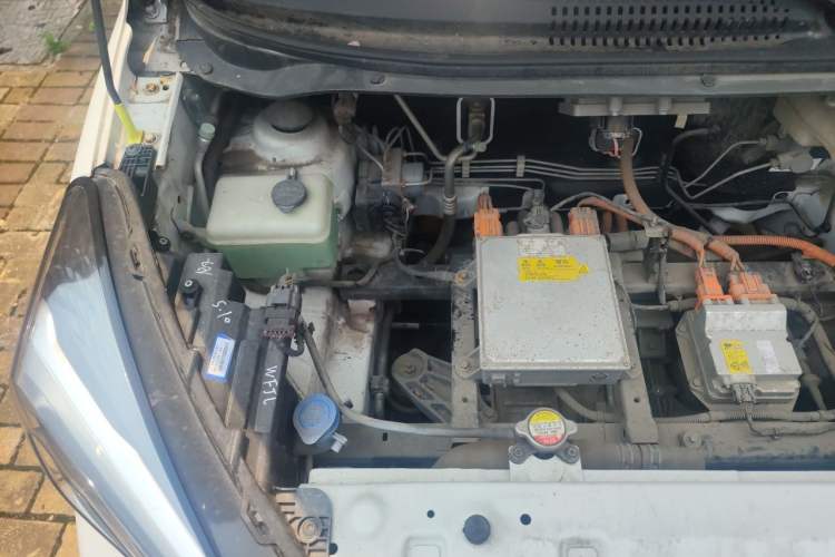 Used CHANGAN Benni E-Star 2020 Heartbeat Edition NMC Lithium Engine Bay Right