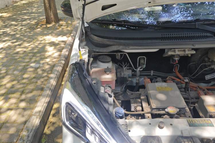 Used CHANGAN Benni E-Star 2020 Xinyue Edition Lithium Iron Phosphate (31.95 kWh) Engine Bay Right