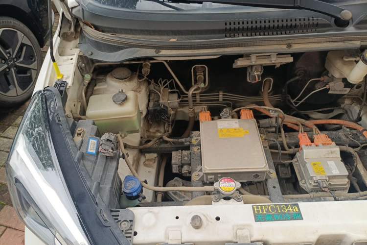 Used CHANGAN Benni E-Star 2020 Heartbeat Edition NMC Lithium Engine Bay Right