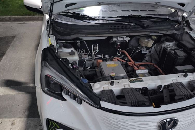 Used CHANGAN Benni E-Star 2020 Xinyue Edition Lithium-NMC Engine Bay Right