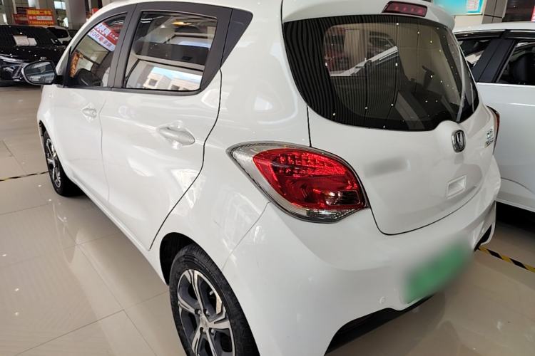Used CHANGAN Benni E-Star 2020 Xinyue Edition Lithium Iron Phosphate (31.18 kWh) Exterior 2