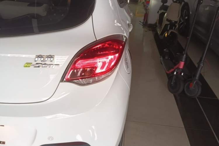Used CHANGAN Benni E-Star 2020 Heartbeat Edition NMC Lithium Exterior 3