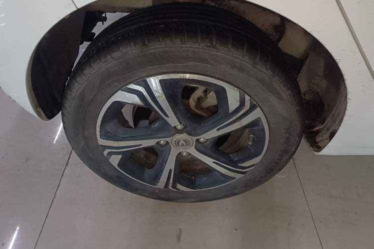 Used CHANGAN Benni E-Star 2020 Xinyue Edition Lithium-NMC Exterior 5