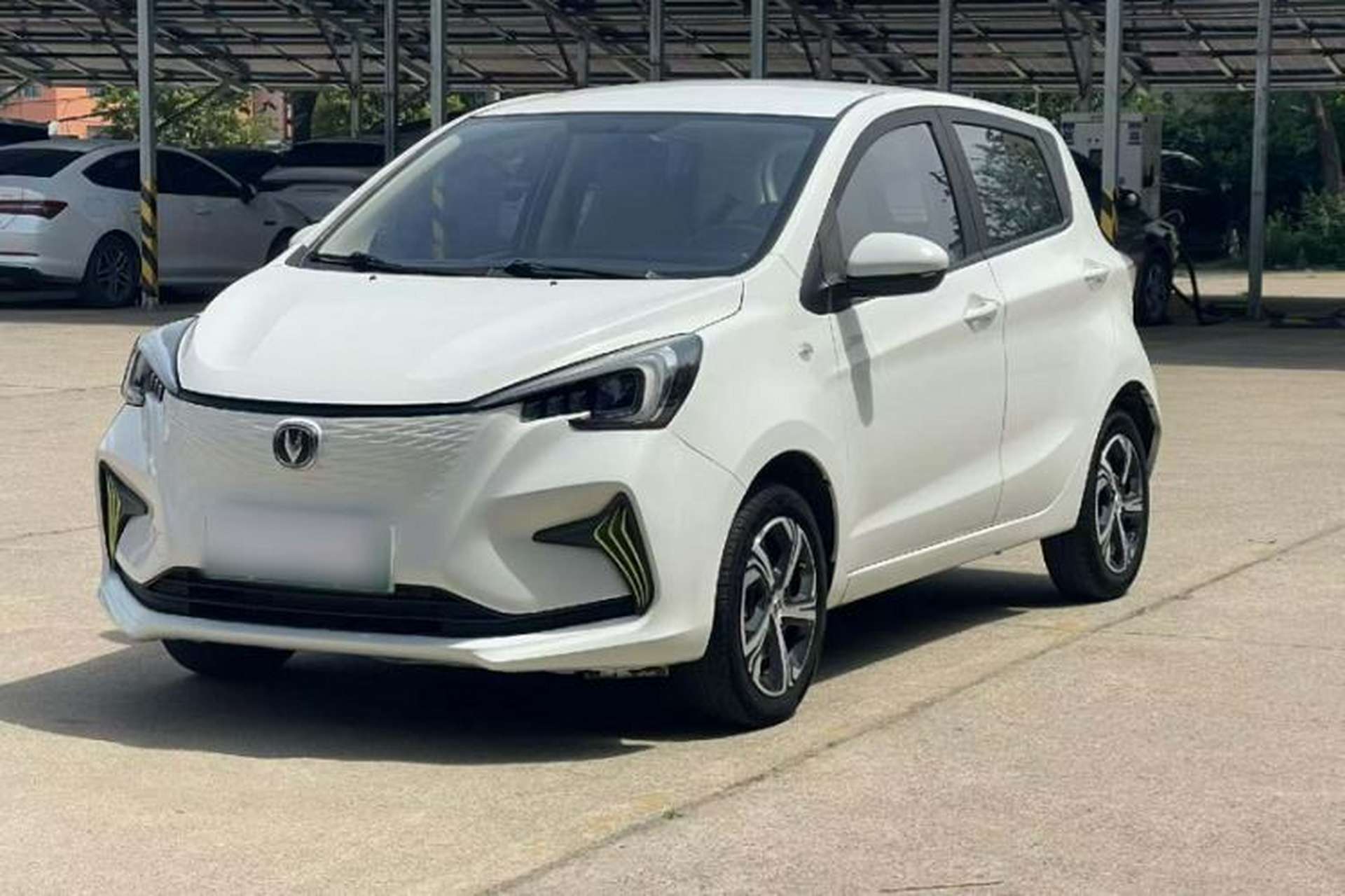 Used CHANGAN Benni E-Star 2020 Heartbeat Edition NMC Lithium Front Left 45 Deg