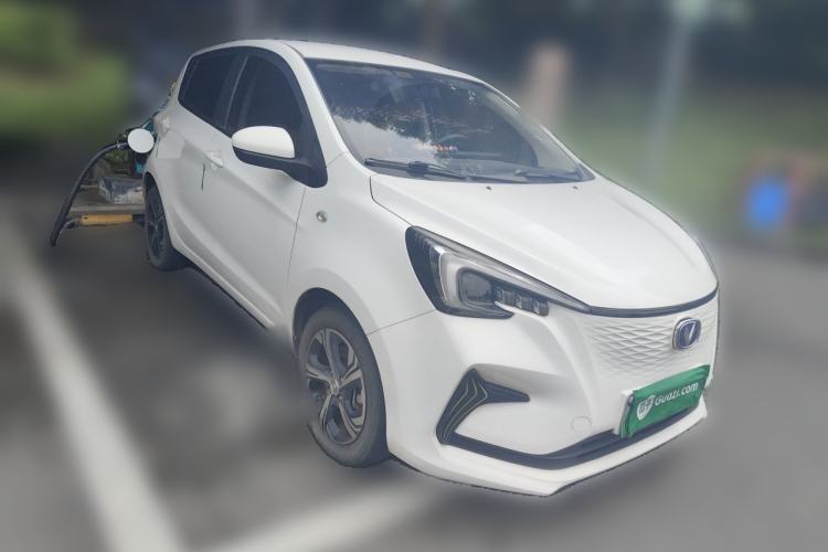 Used CHANGAN Benni E-Star 2020 Xinyue Edition Lithium Iron Phosphate (31.18 kWh) Front Right 45 Deg