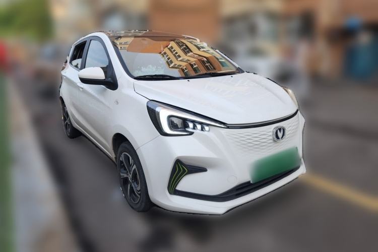 Used CHANGAN Benni E-Star 2020 Xinyue Edition Lithium Iron Phosphate (31.18 kWh) Front Right 45 Deg