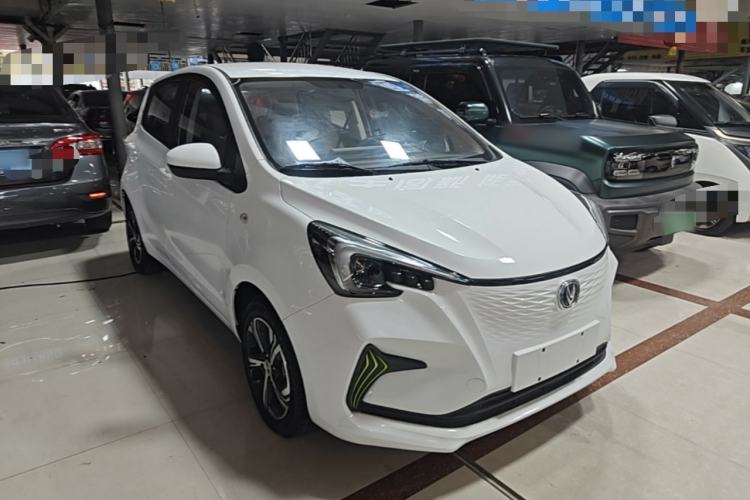 Used CHANGAN Benni E-Star 2020 Heart Edition Lithium Iron Phosphate (31.18 kWh) Front Right 45 Deg