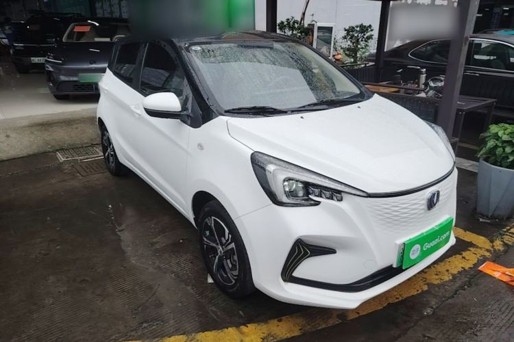 Used CHANGAN Benni E-Star 2020 Xinyue Edition Lithium Iron Phosphate (31.95 kWh) Front Right 45 Deg