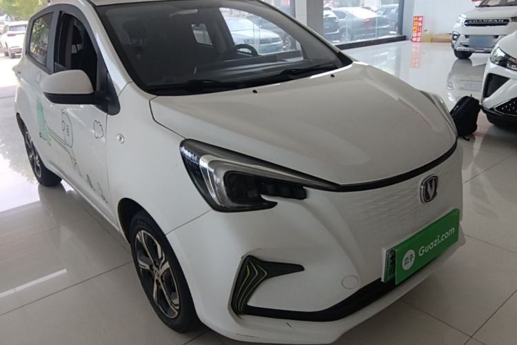 Used CHANGAN Benni E-Star 2020 Heart Edition Lithium Iron Phosphate (31.18 kWh) Front Right 45 Deg