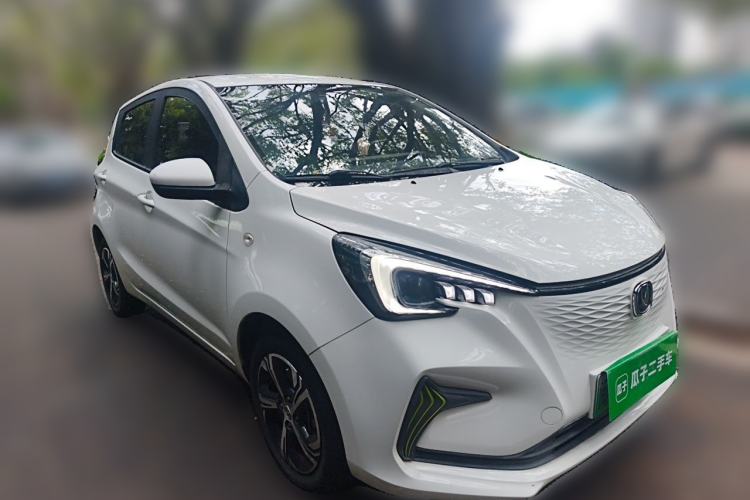 Used CHANGAN Benni E-Star 2020 Xinyue Edition Lithium Iron Phosphate (31.18 kWh) Front Right 45 Deg