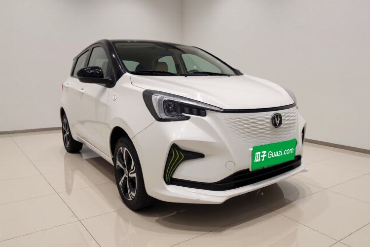 Used CHANGAN Benni E-Star 2020 Xinyue Edition Lithium Iron Phosphate (31.18 kWh) Front Right 45 Deg