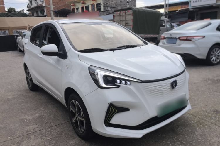 Used CHANGAN Benni E-Star 2020 Xinyue Edition Lithium Iron Phosphate (31.95 kWh) Front Right 45 Deg
