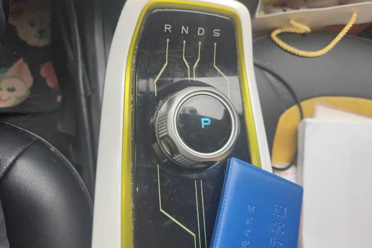 Used CHANGAN Benni E-Star 2020 Xinyue Edition Lithium Iron Phosphate (31.18 kWh) Gear Lever