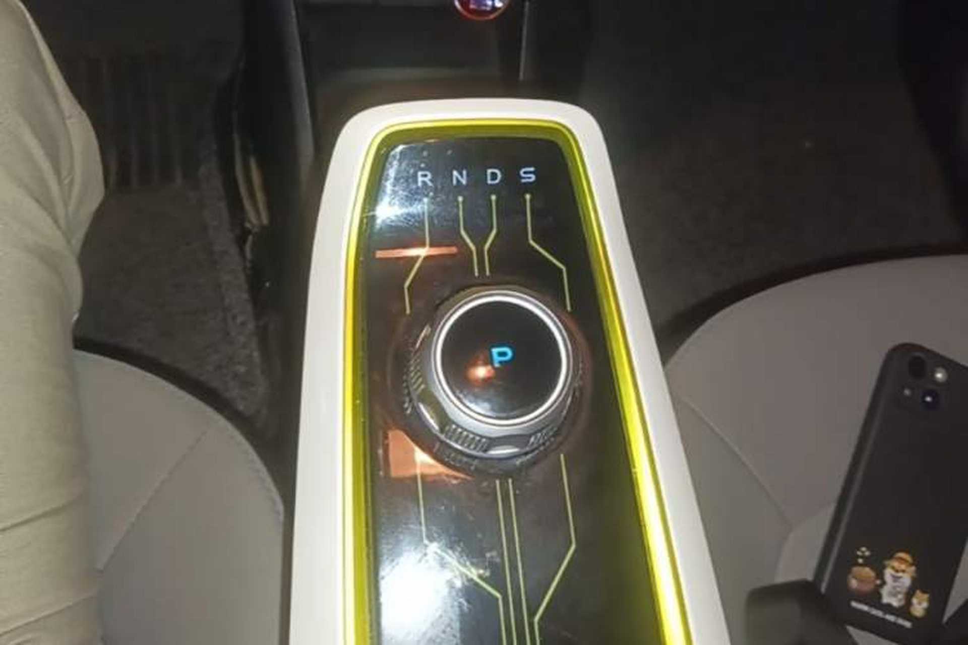 Used CHANGAN Benni E-Star 2020 Heartbeat Edition NMC Lithium Gear Lever