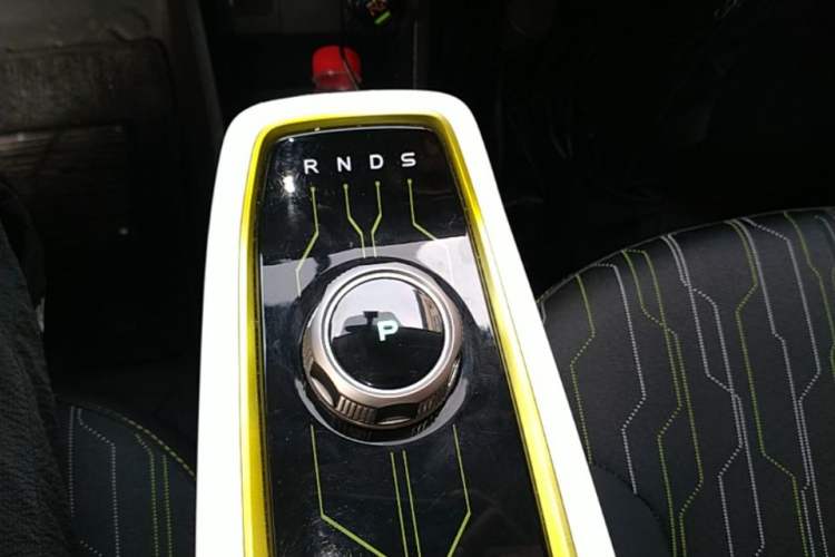 Used CHANGAN Benni E-Star 2020 Xinyue Edition Lithium-NMC Gear Lever