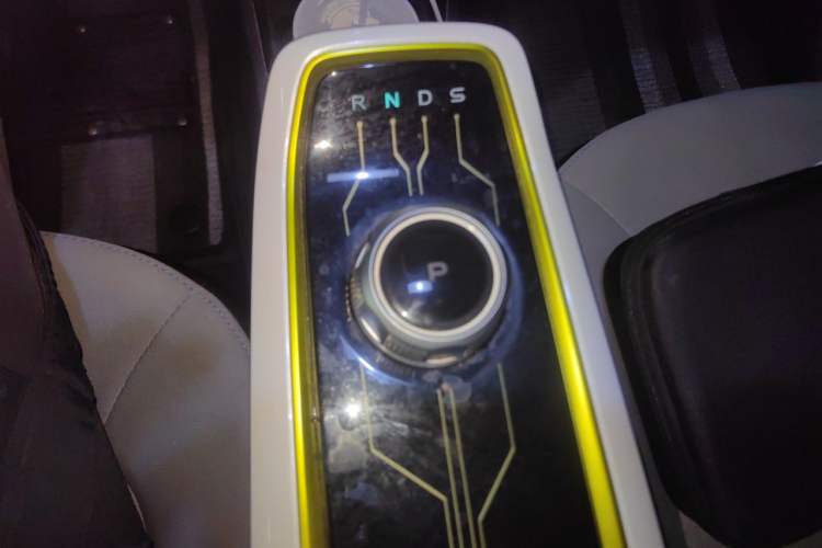 Used CHANGAN Benni E-Star 2020 Heartbeat Edition NMC Lithium Gear Lever