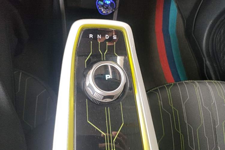 Used CHANGAN Benni E-Star 2020 Heartbeat Edition NMC Lithium Gear Lever