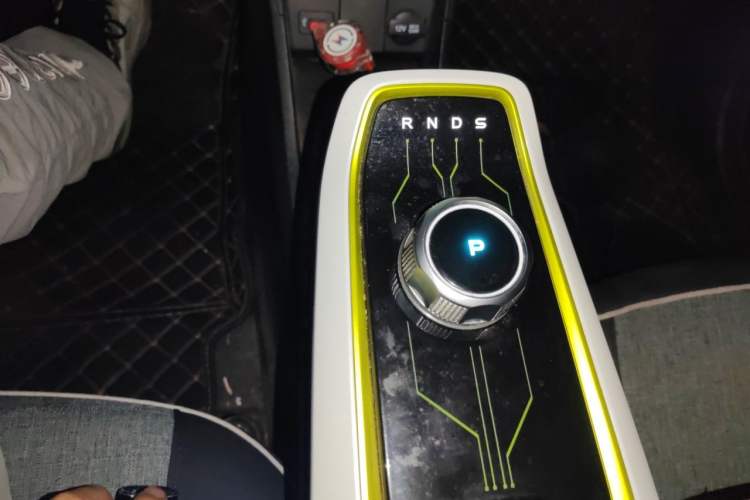 Used CHANGAN Benni E-Star 2020 Xinyue Edition Lithium-NMC Gear Lever