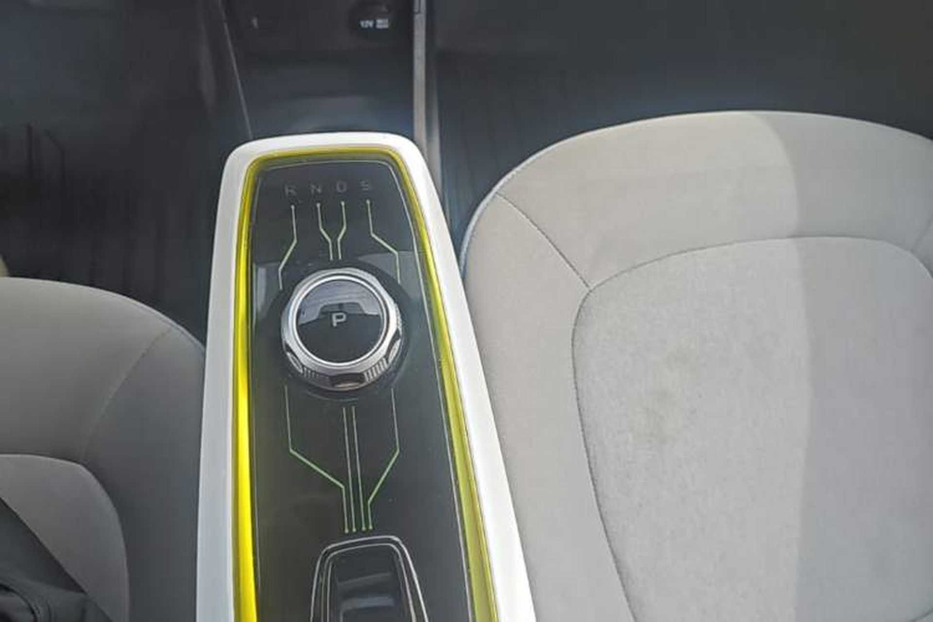 Used CHANGAN Benni E-Star 2020 Heartbeat Edition NMC Lithium Gear Lever