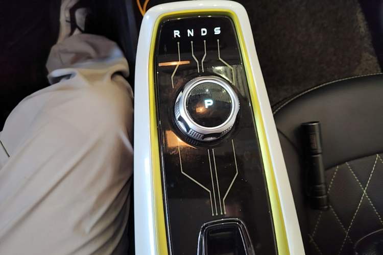 Used CHANGAN Benni E-Star 2020 Xinyue Edition Lithium Iron Phosphate (31.18 kWh) Gear Lever