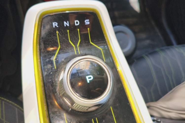Used CHANGAN Benni E-Star 2020 Xinyue Edition Lithium-NMC Gear Lever