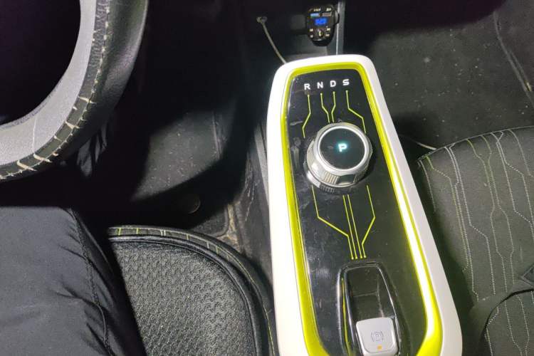 Used CHANGAN Benni E-Star 2020 Heartbeat Edition NMC Lithium Gear Lever