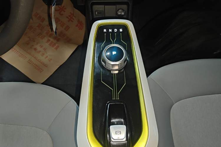 Used CHANGAN Benni E-Star 2020 Heart Edition Lithium Iron Phosphate (31.18 kWh) Gear Lever