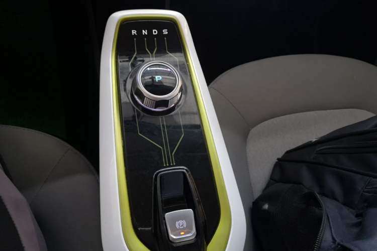 Used CHANGAN Benni E-Star 2020 Heartbeat Edition NMC Lithium Gear Lever