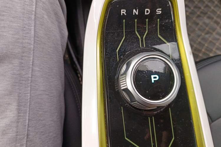 Used CHANGAN Benni E-Star 2020 Heart Edition Lithium Iron Phosphate (31.18 kWh) Gear Lever
