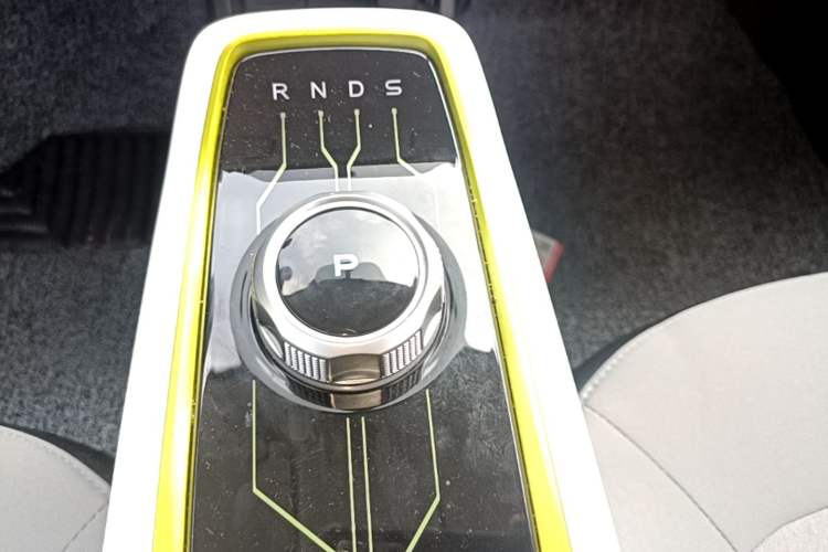 Used CHANGAN Benni E-Star 2020 Heartbeat Edition NMC Lithium Gear Lever