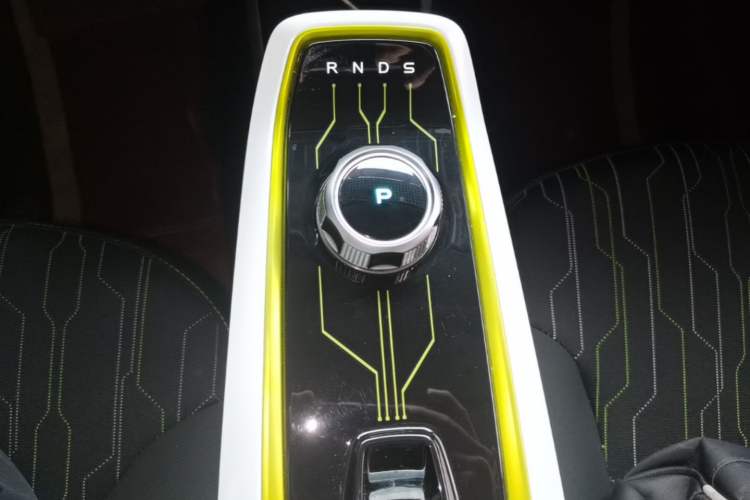 Used CHANGAN Benni E-Star 2020 Heartbeat Edition NMC Lithium Gear Lever