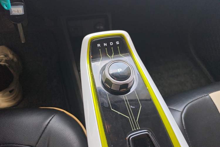 Used CHANGAN Benni E-Star 2020 Xinyue Edition Lithium Iron Phosphate (31.95 kWh) Gear Lever