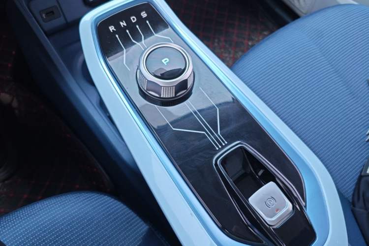 Used CHANGAN Benni E-Star 2020 Heart Edition Lithium Iron Phosphate (31.18 kWh) Gear Lever