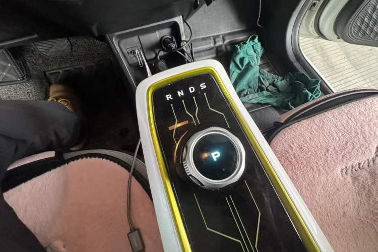 Used CHANGAN Benni E-Star 2020 Heartbeat Edition NMC Lithium Gear Lever