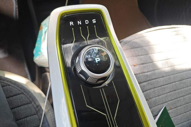 Used CHANGAN Benni E-Star 2020 Xinyue Edition Lithium Iron Phosphate (31.95 kWh) Gear Lever