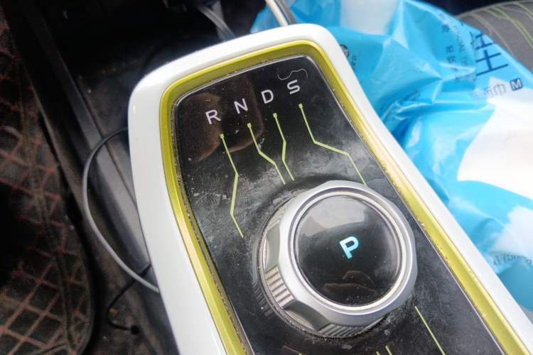 Used CHANGAN Benni E-Star 2020 Xinyue Edition Lithium-NMC Gear Lever