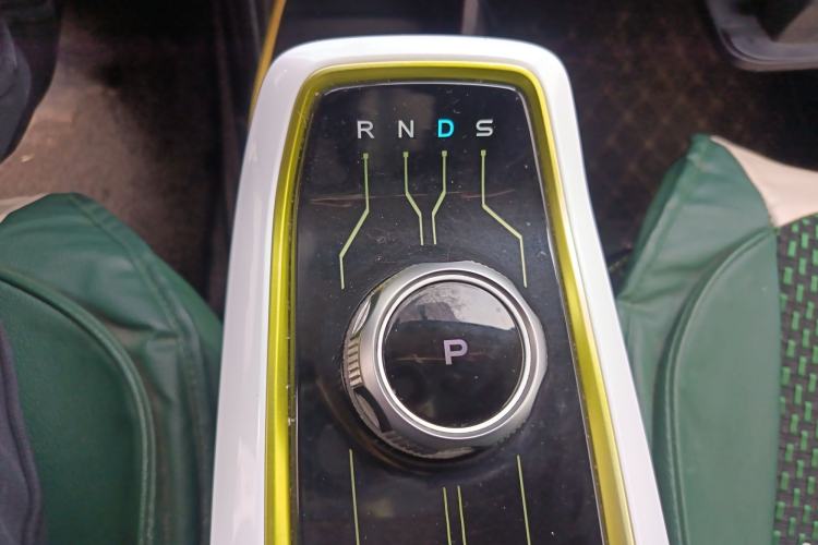 Used CHANGAN Benni E-Star 2020 Xinyue Edition Lithium-NMC Gear Lever